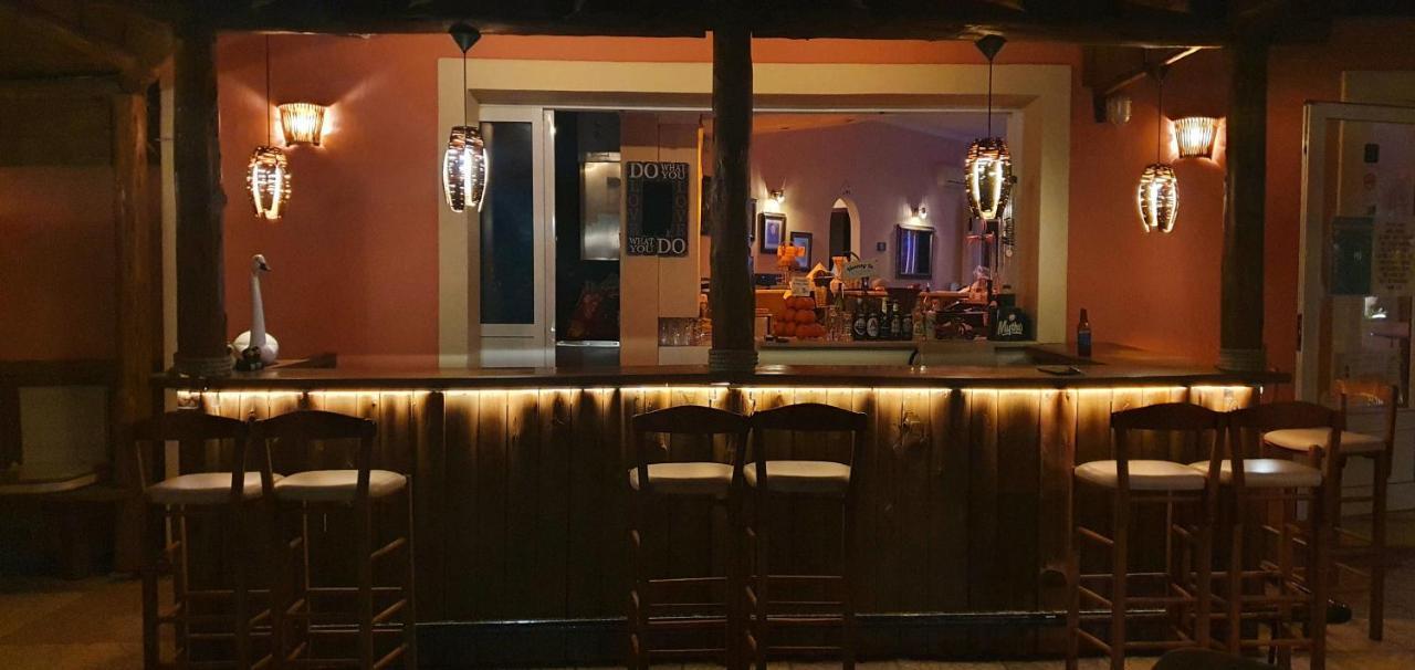 Phivos Hotel パレオカストリッツア エクステリア 写真